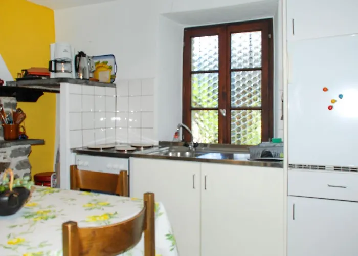 Dom wakacyjny Verzaschina By Interhome *